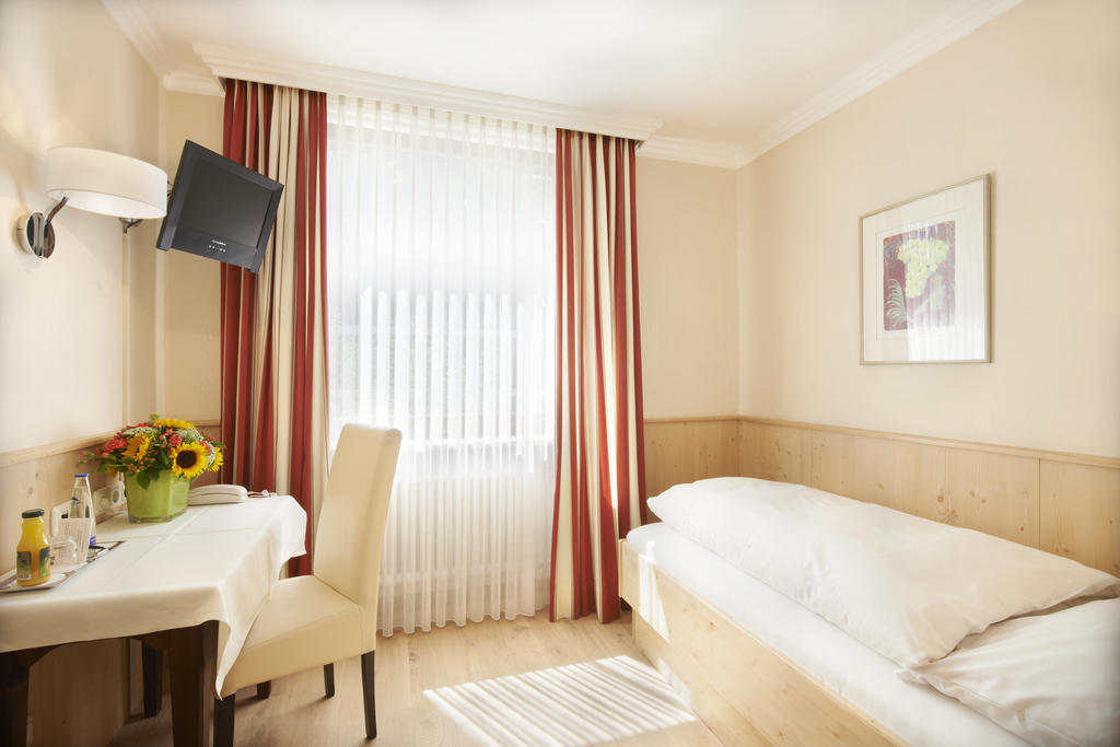 Hotel Sollner Hof Münih Oda fotoğraf