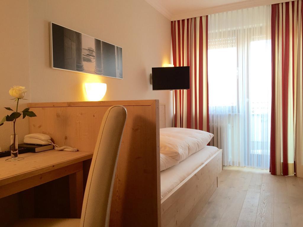 Hotel Sollner Hof Münih Oda fotoğraf